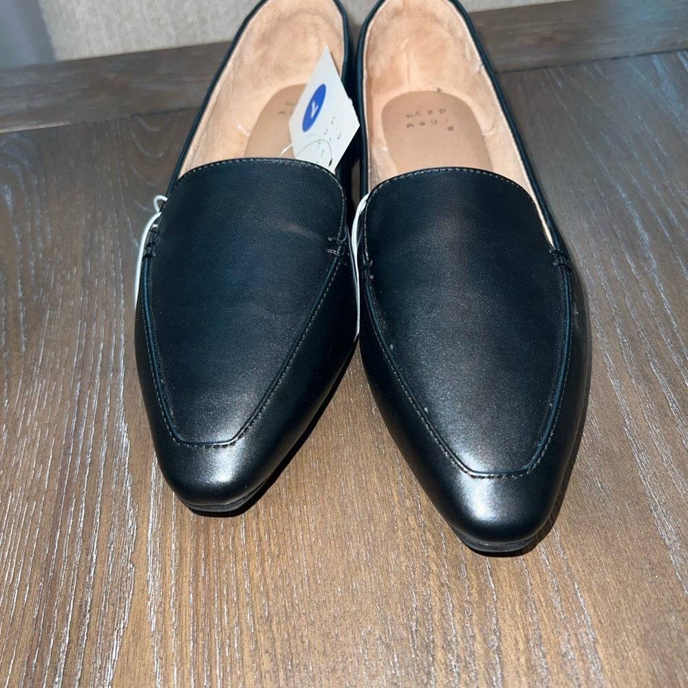 A New Day Women’s Black faux leather Loafers Size 7 Memory Foam